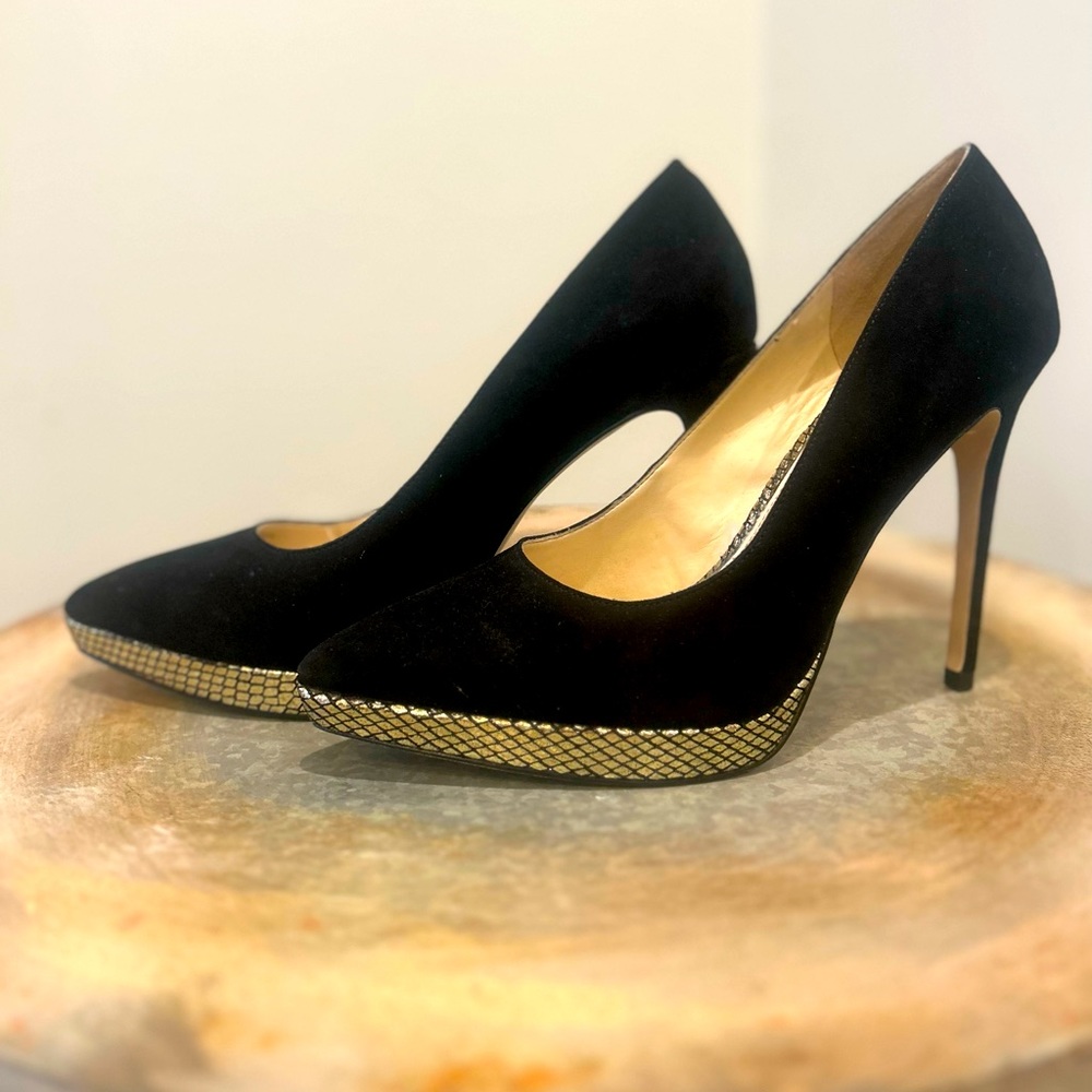 Jessica Simpson Eye Catching Black Suede with Gold Snakeskin Embellishment